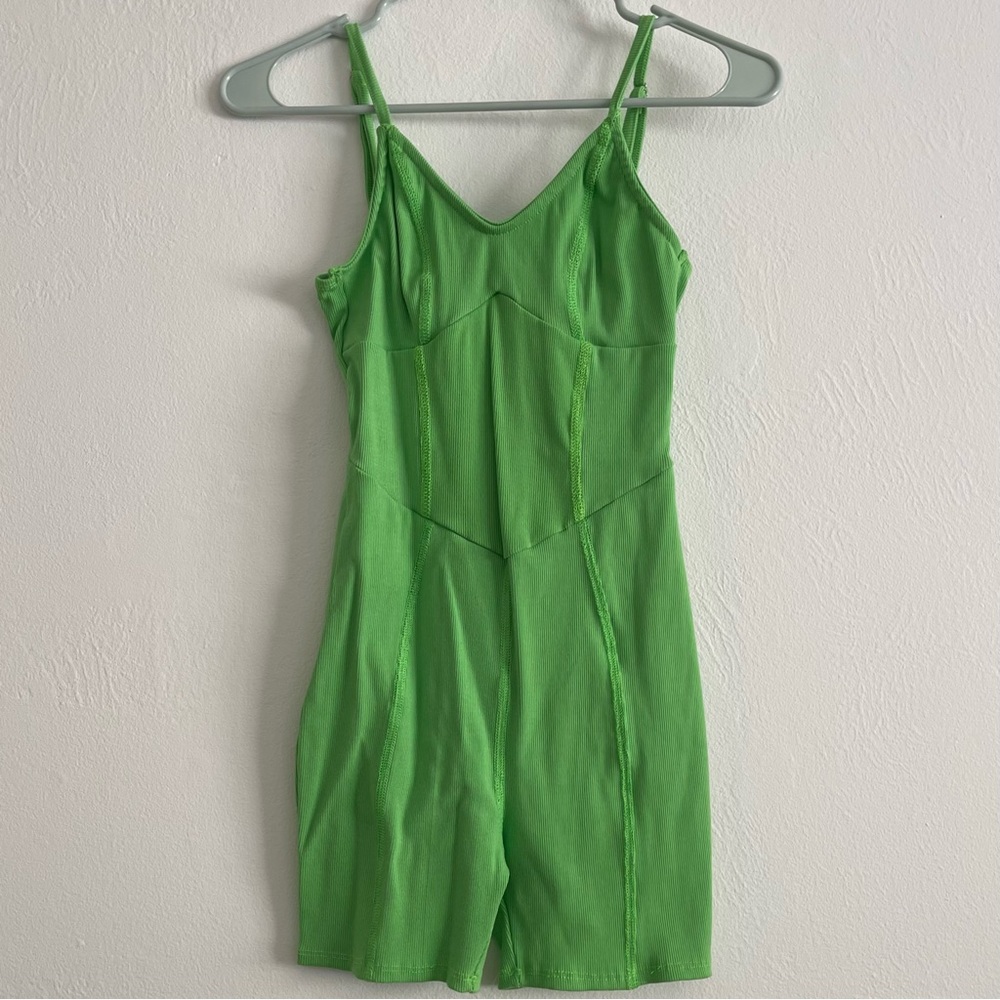 Kamri Light Snatched Romper - Lime (size small) 🥝